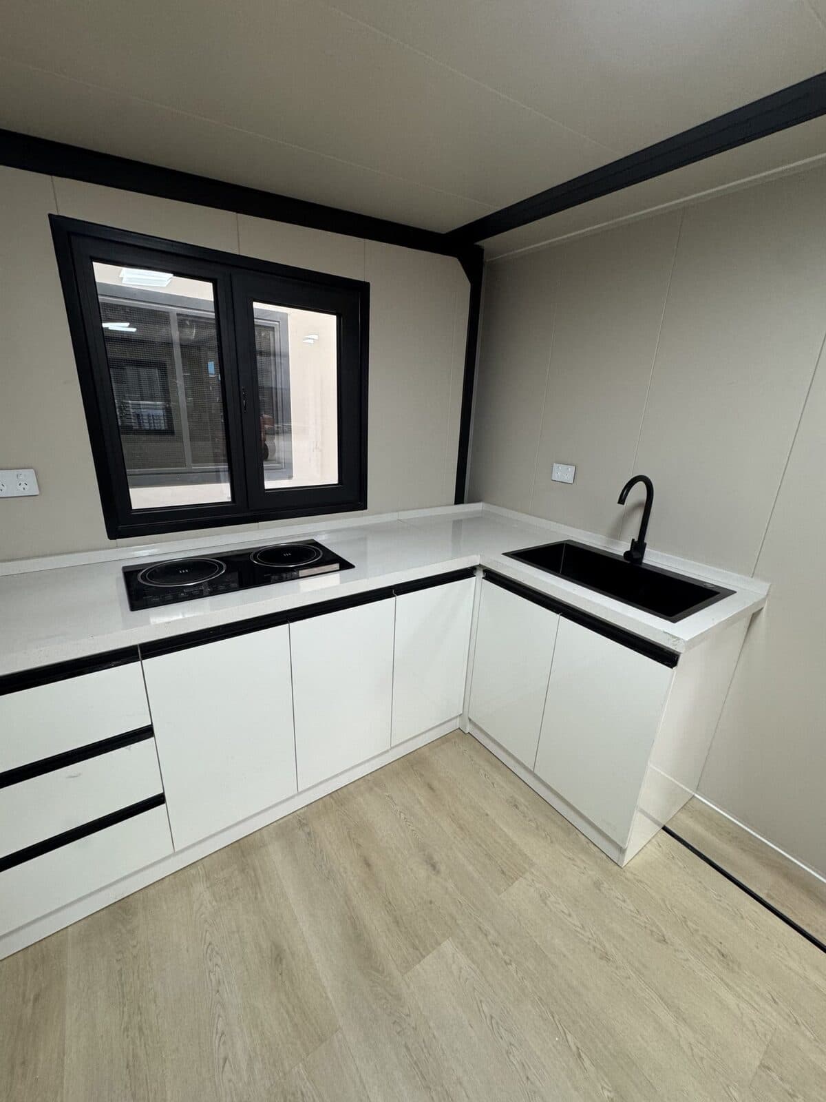 Cocina en L, Casa Smart Mody